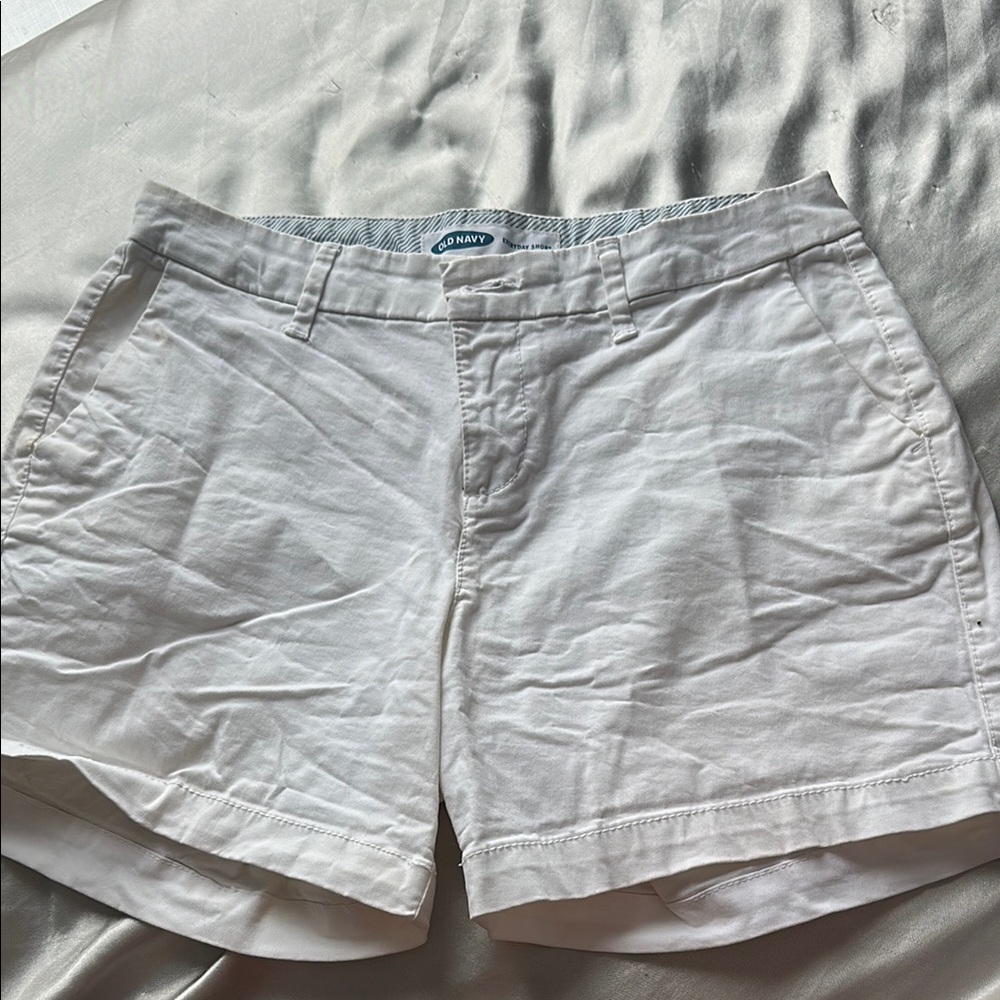 Old Navy Women's Cream Shorts